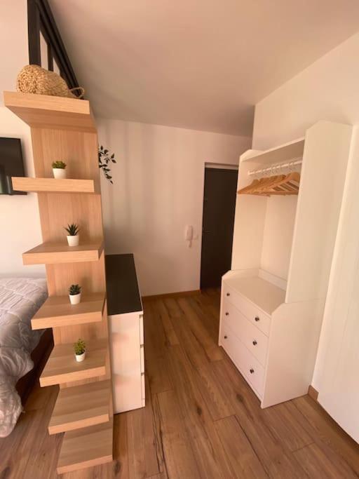 Apartamento Studio Moderne Et Cosy Avec Balcon Et Parking Périgueux Exterior foto